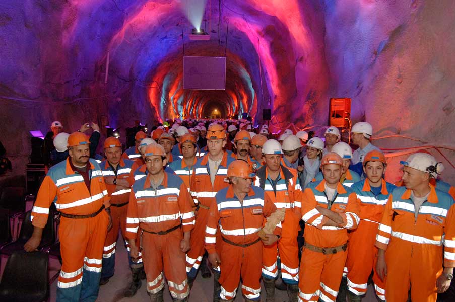 Tunneleröffnung Lötschbergtunnel